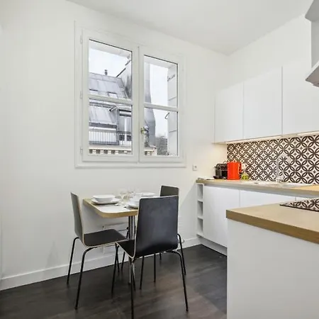 607 Paradis - Superb In