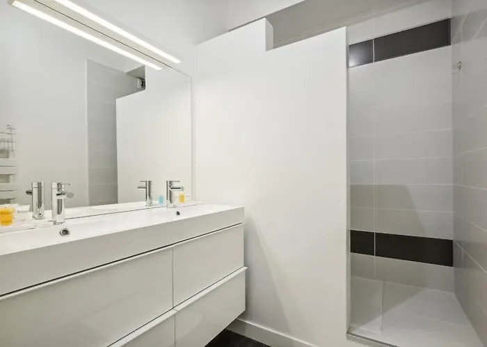 607 Paradis - Superb In *