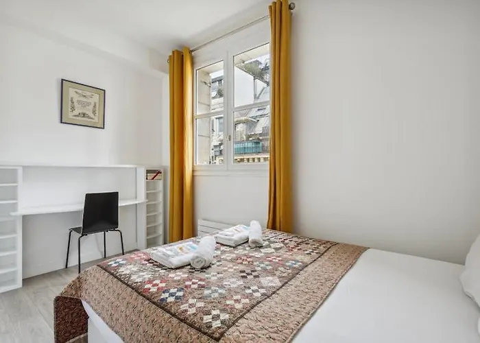 607 Paradis - Superb In *